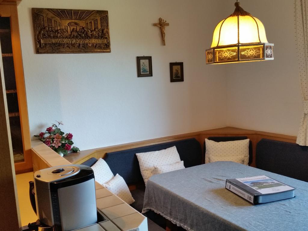 Ferienwohnung Stillerhof İnnsbruck Oda fotoğraf